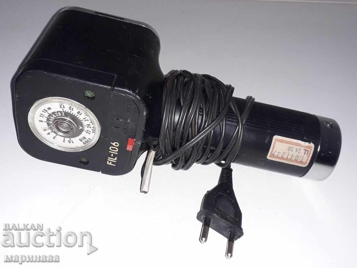 FLASH PHOTOGRAPHY. USSR with price € 7.00 | 13.69 BGN