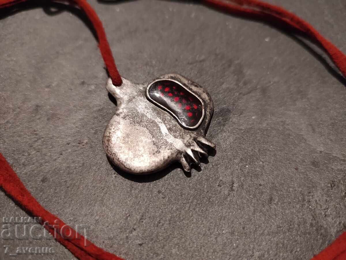 Κολιέ, κόσμημα, μενταγιόν ΡΟΔΙ, σφραγίδα 4.11.25 με τιμή 169.00 BGN | € 86.41