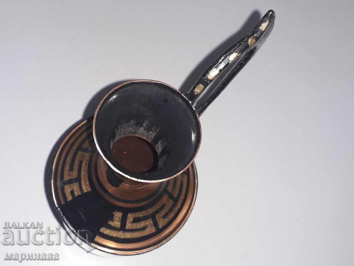 Delivery of OLD COPPER KETTLE. SOUVENIR. GREECE