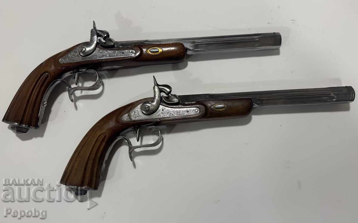 Аукцион Чифт капсулни пистолети