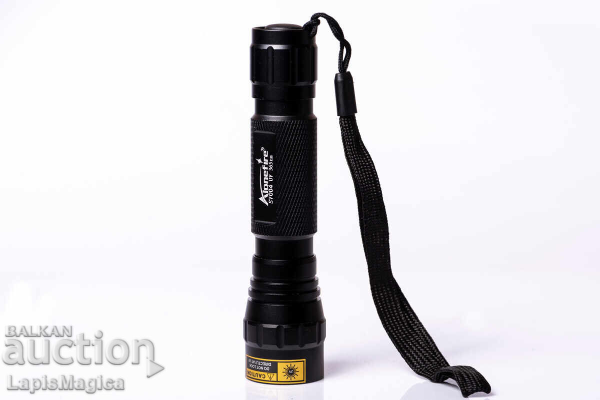 AloneFire SV004 - Lanterna UV 10W 365nm cu filtru ZWB2 AloneFire SV004 - Lanterna UV 10W 365nm cu filtru ZWB2