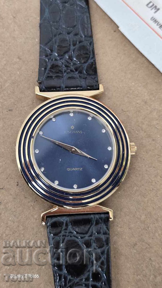 JUNGHANS QUARTZ GERMANY MADE RARE ΔΕΝ ΞΕΡΩ ΑΝ ΔΟΥΛΕΥΕΙ με τιμή 7.50 BGN | € 3.83