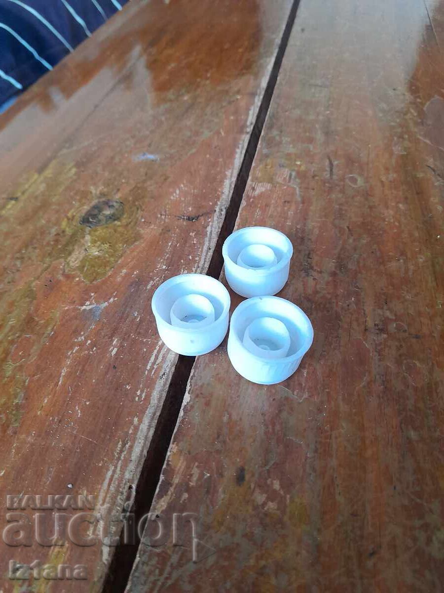 Δημοπρασία Παλιά καπάκια, τάπες Βινπρόμ