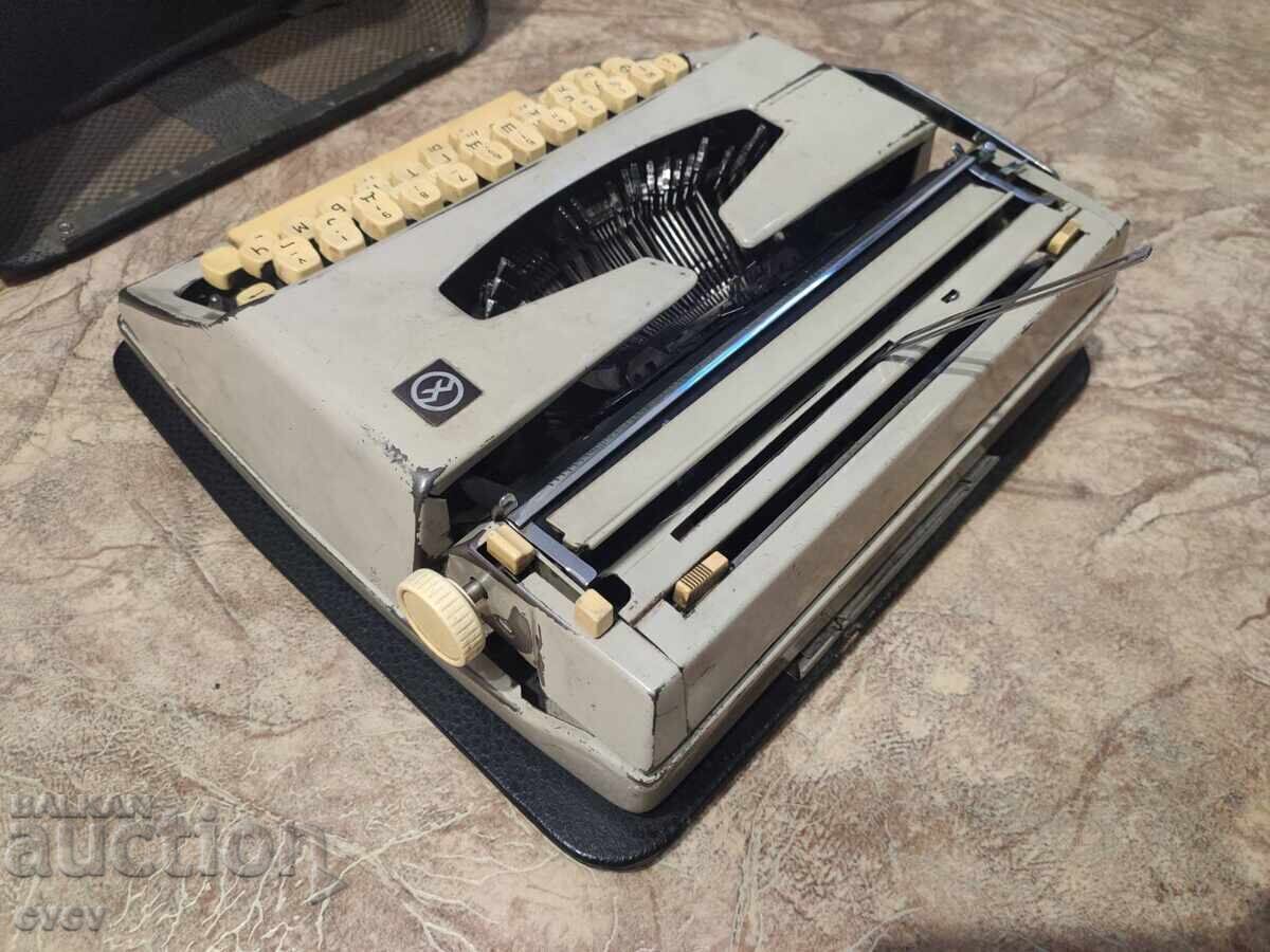 Γραφομηχανή - Β.Ζ.Τ Γραφομηχανή - Β.Ζ.Τ