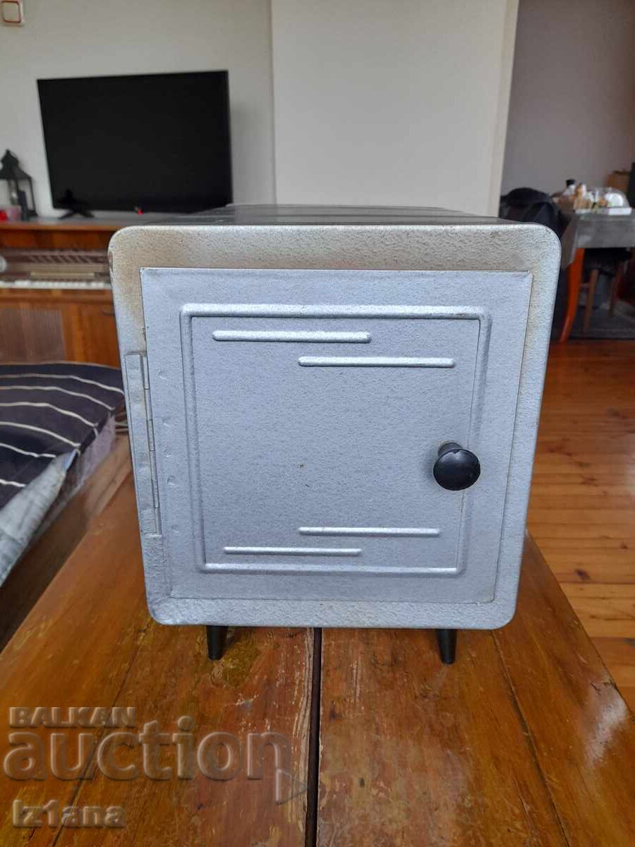 Παλιό Ρωσικό ηλεκτρικό φούρνο