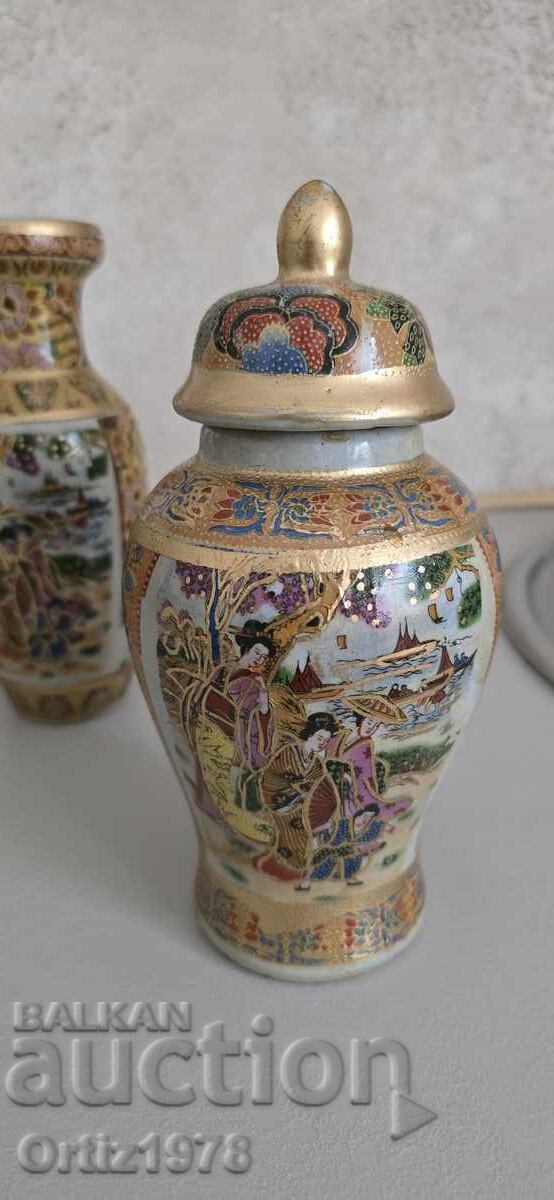 Licitație Set de trei vaze chinezești vechi