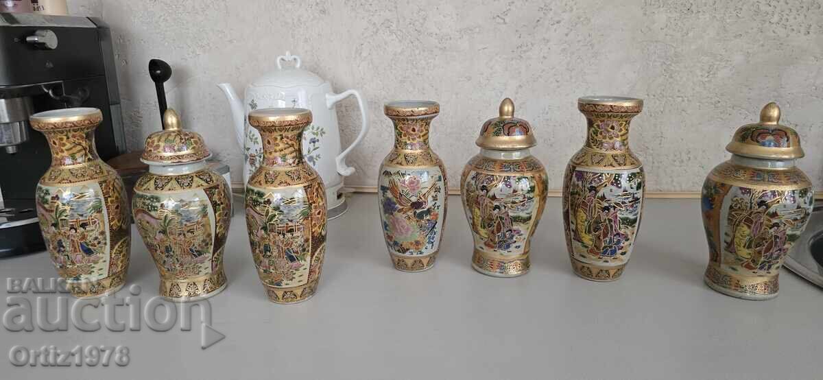 Livrarea Set de trei vaze chinezești vechi