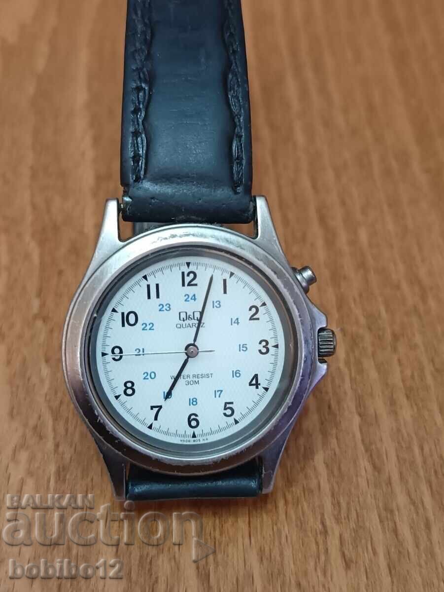 Retro Q&Q Watch
