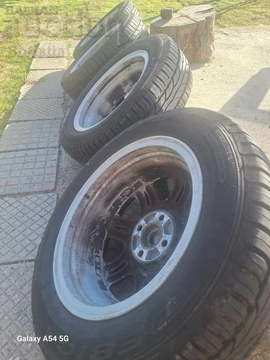 Auction  Tires with rims