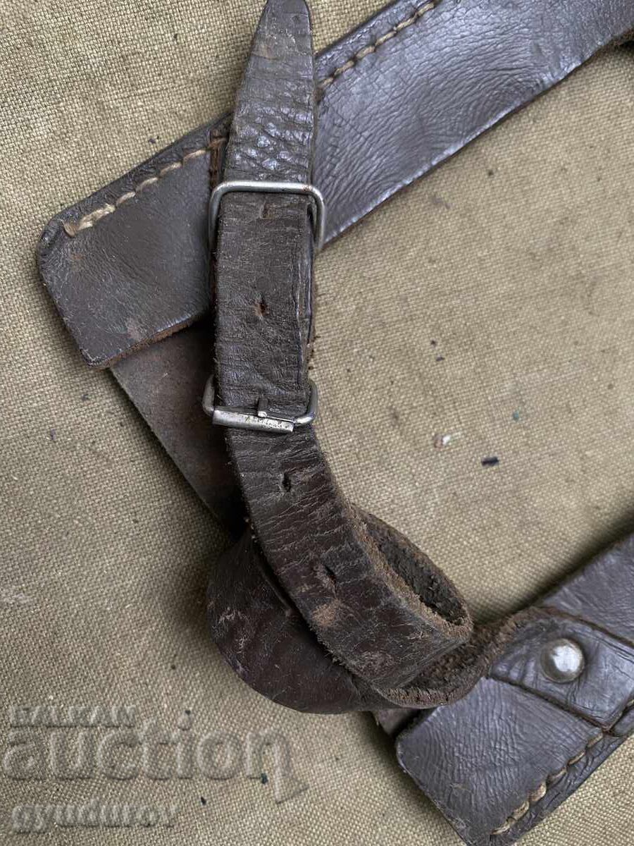 Auction Shoulder blade carrier Auction Shoulder blade carrier