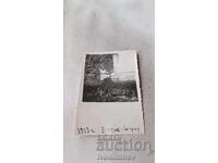 Photo Sofia Boyana Woman and two children near the grave of Maria Luiza