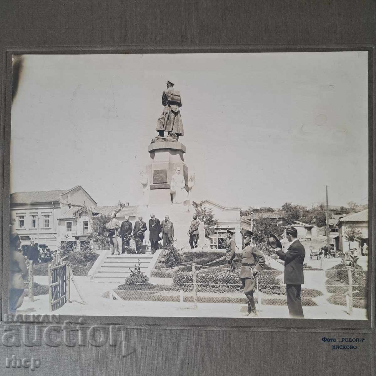 Хасково Царство България паметник честване ветерани с ордени Хасково Царство България паметник честване ветерани с ордени