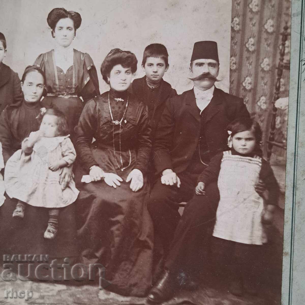 Доставка на Градско семейство 1870те фотография преди Освобождението Доставка на Градско семейство 1870те фотография преди Освобождението