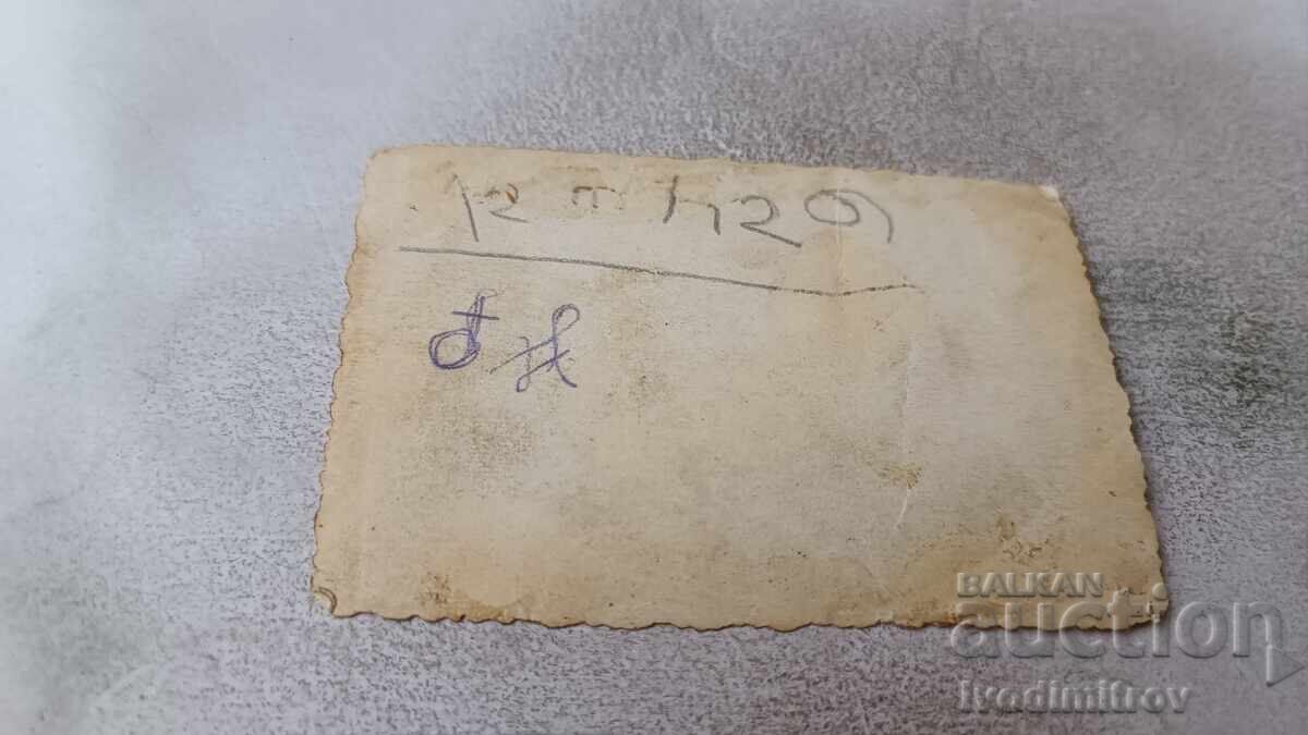 Φωτογραφία Αξιωματικών και στρατιωτών με δύο πυροβόλα με τιμή 2.45 BGN | € 1.25 Φωτογραφία Αξιωματικών και στρατιωτών με δύο πυροβόλα με τιμή 2.45 BGN | € 1.25