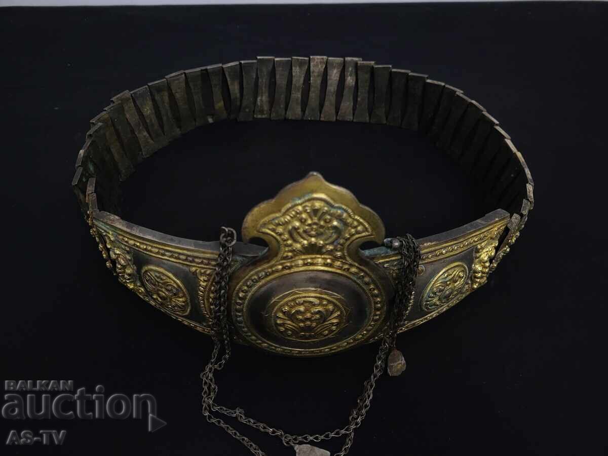 Centură autentică pentru costum popular cu preț 2000.00 BGN | € 1022.58 Centură autentică pentru costum popular cu preț 2000.00 BGN | € 1022.58