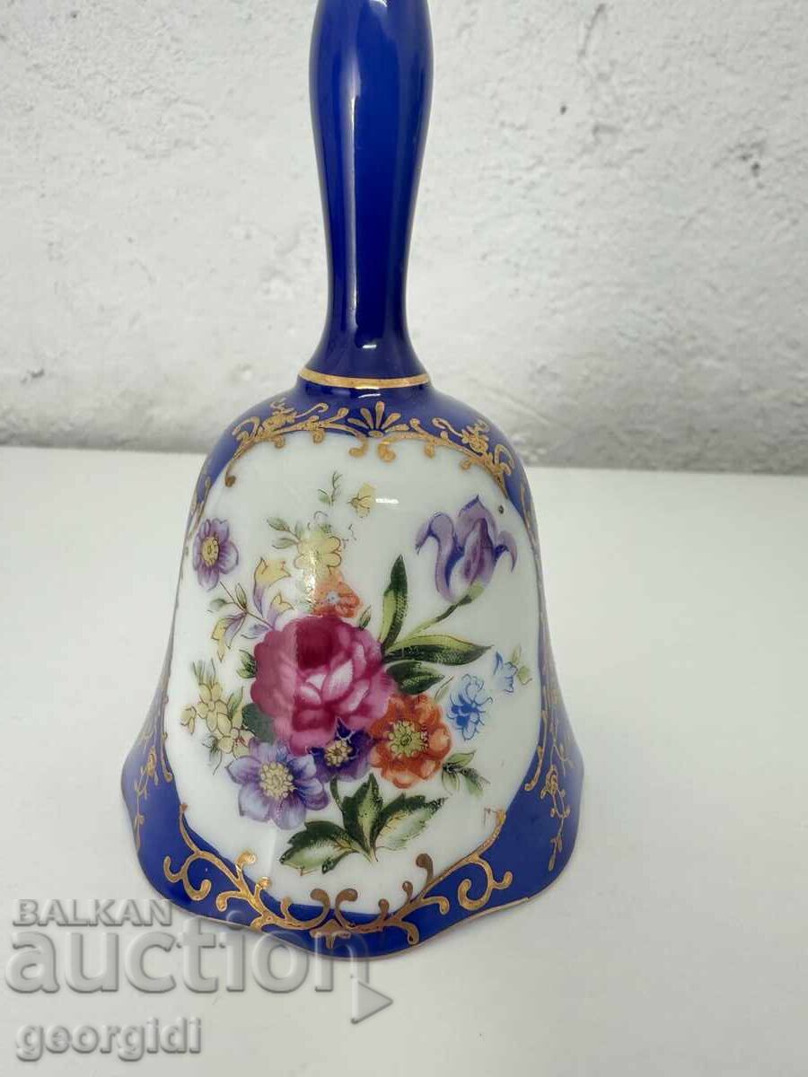 Συλλεκτική πορσελάνινη καμπάνα. №7578 με τιμή 40.00 BGN | € 20.45