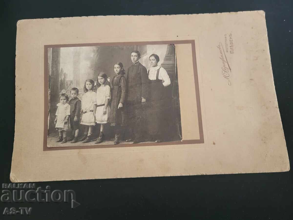 Pleven 1916 τα παιδιά του Πρωτοπρεσβύτερου Κράστιου Ποπόφ