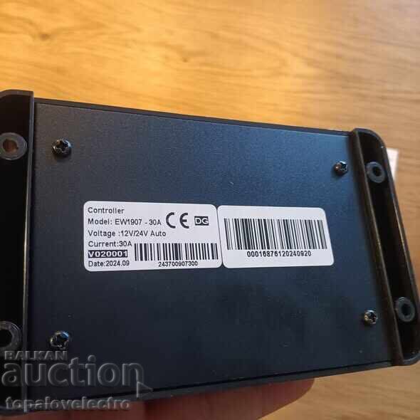 30A соларен контролер с LCD дисплей и USB портове – 12V/24V - 6