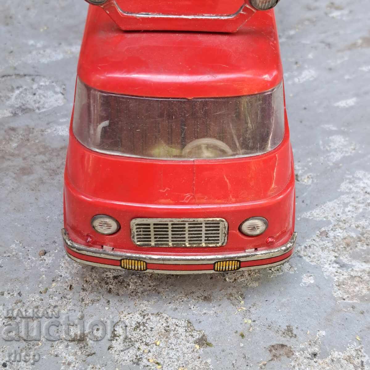 Camionetă de jucărie veche cu preț € 30.00 | 58.68 BGN