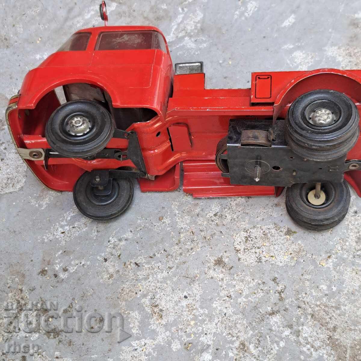 Camionetă de jucărie veche - 5