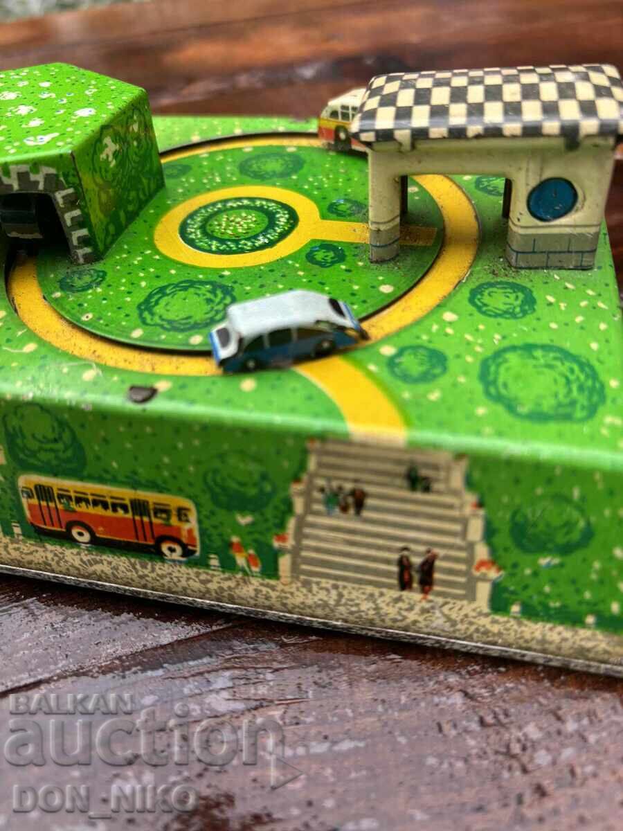 Jucărie metalică pentru copii cu preț 100.00 BGN | € 51.13