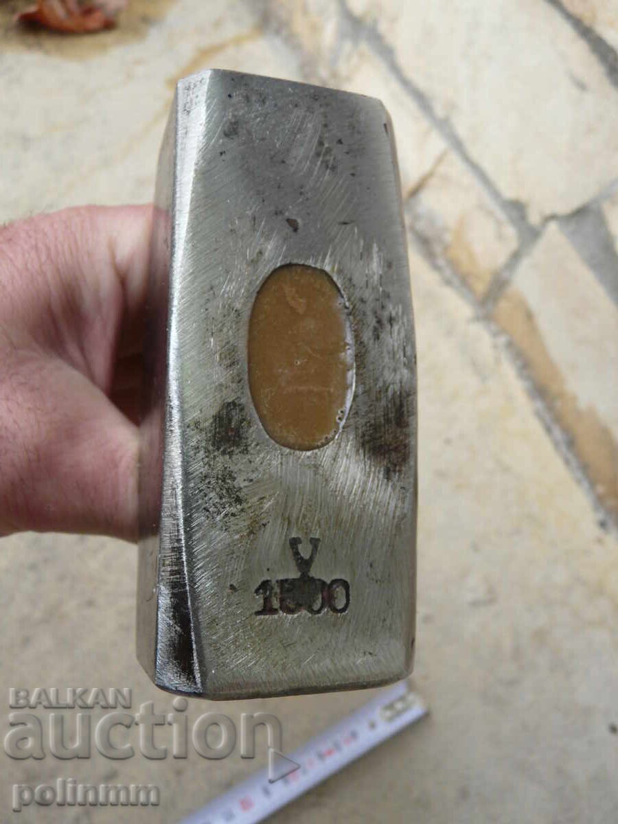 Licitație Ciocan german vechi - 323