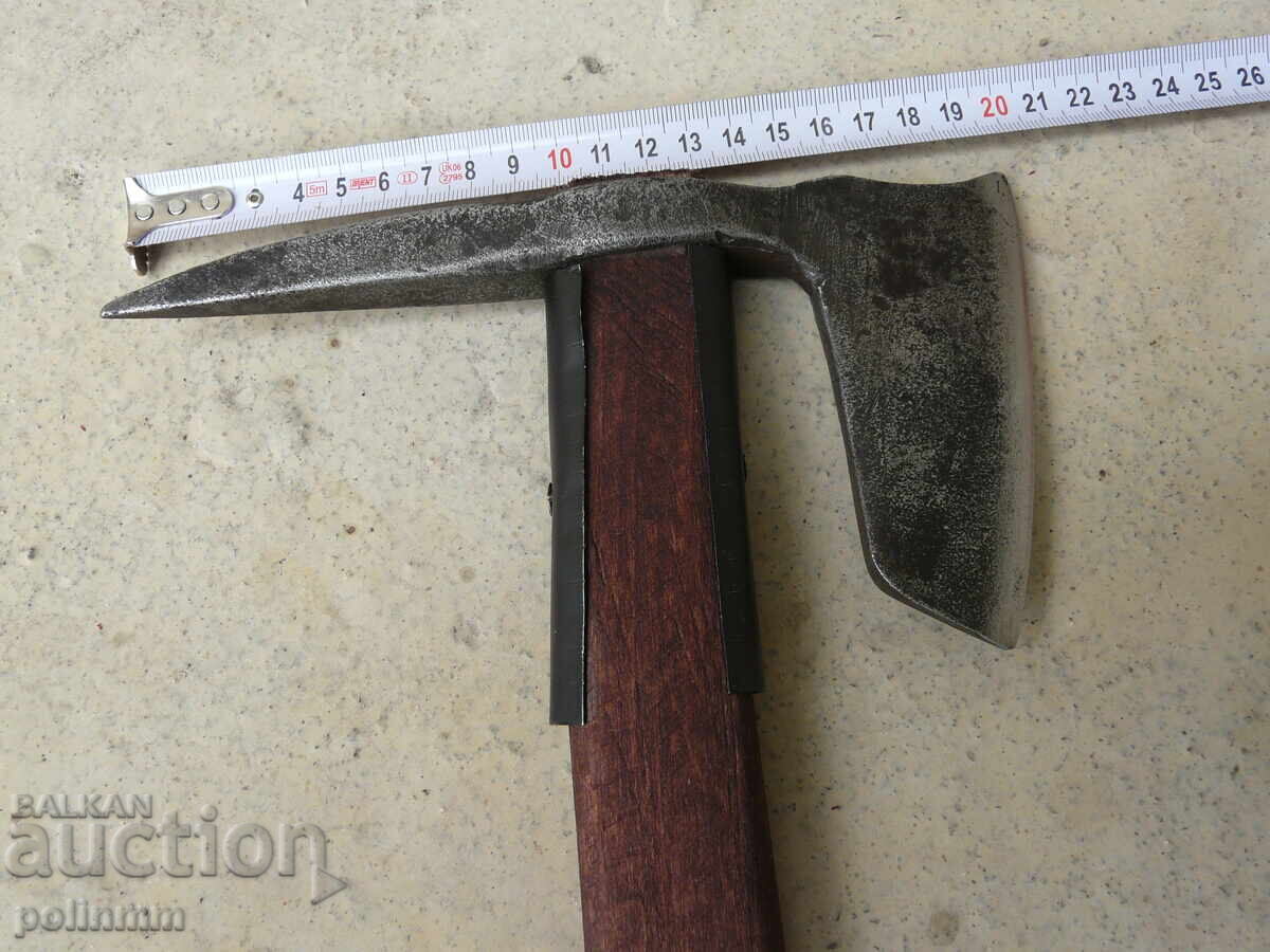 Παλιό τσεκούρι πικέλ - 587