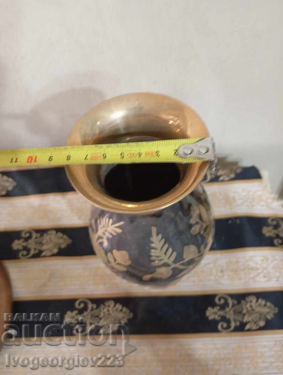 Παράδοση Ορειχάλκινο βάζο