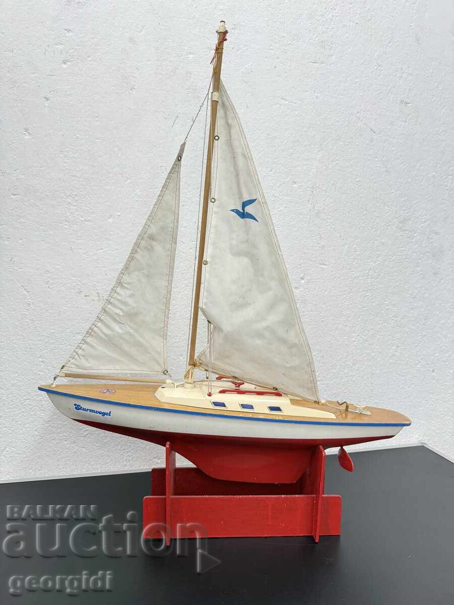 Μοντέλο ιστιοφόρου - Sturmvogel. Νο. 7585 Μοντέλο ιστιοφόρου - Sturmvogel. Νο. 7585