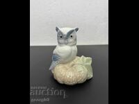 Ισπανικό πορσελάνινο ειδώλιο κουκουβάγιας. Νο. 7587