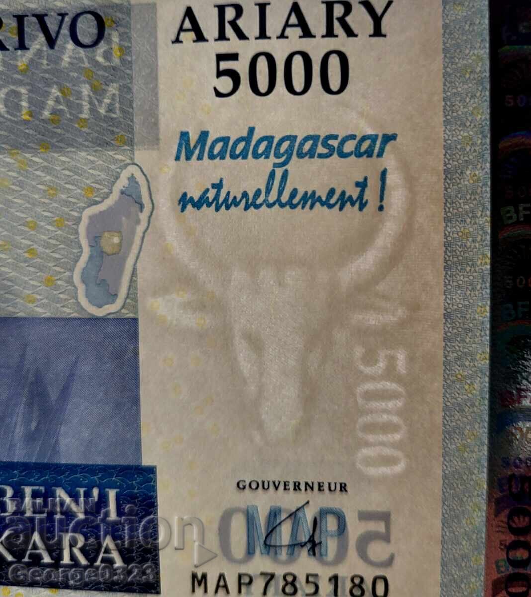 Доставка на Мадагаскар 2 броя сет 2008 2000 5000 ариари UNC Нови Доставка на Мадагаскар 2 броя сет 2008 2000 5000 ариари UNC Нови