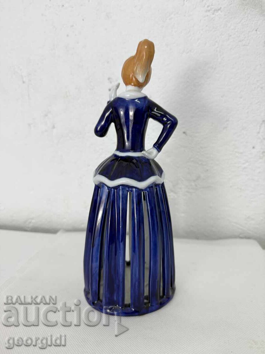 Πορσελάνινο ειδώλιο κοριτσιού / θήκη για πετσέτες. №7589 - 6