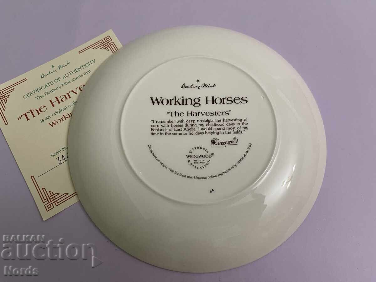 Delivery of Wedgwood Plate for Collection Delivery of Wedgwood Plate for Collection