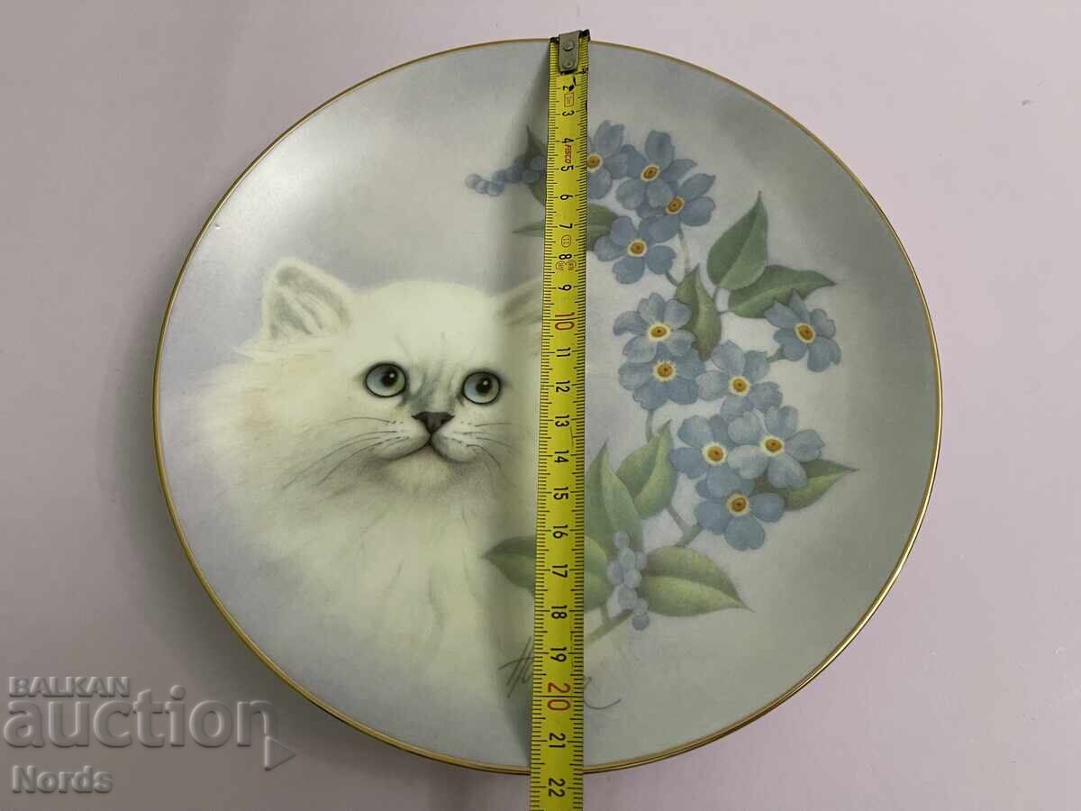 Hamilton Collection Чиния за колекция - 6 Hamilton Collection Чиния за колекция - 6