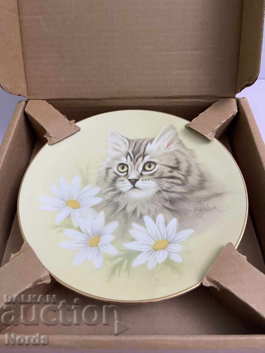 Hamilton Collection Plate for Collection with price 9.50 BGN | € 4.86 Hamilton Collection Plate for Collection with price 9.50 BGN | € 4.86