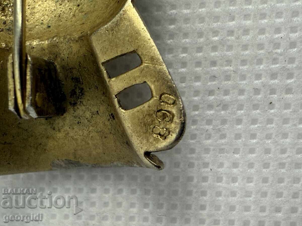 Silver brooch in the shape of an amphora / urn. №7594 - 7