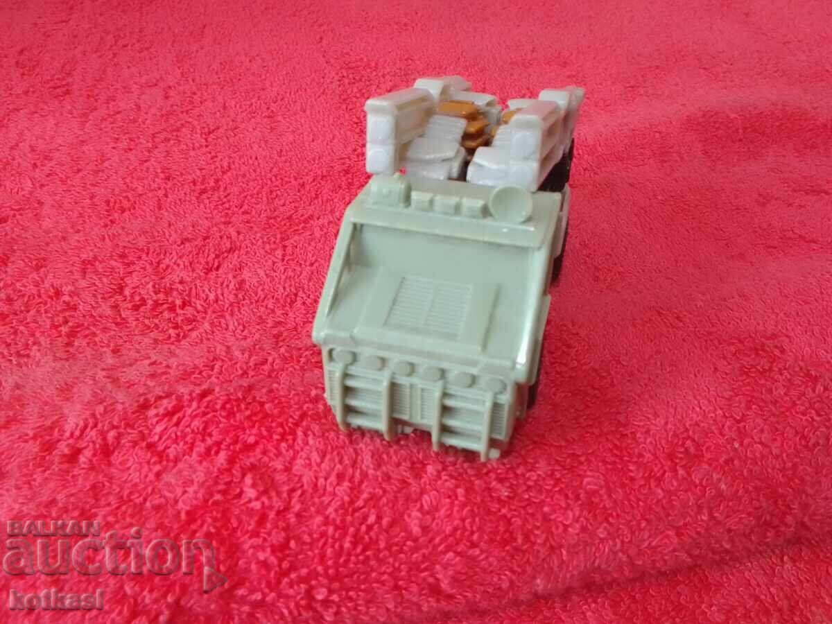 Toy miniature truck Transformers - 7