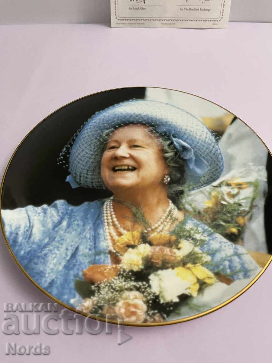 Royal Albert Plate for Collection - 5 Royal Albert Plate for Collection - 5