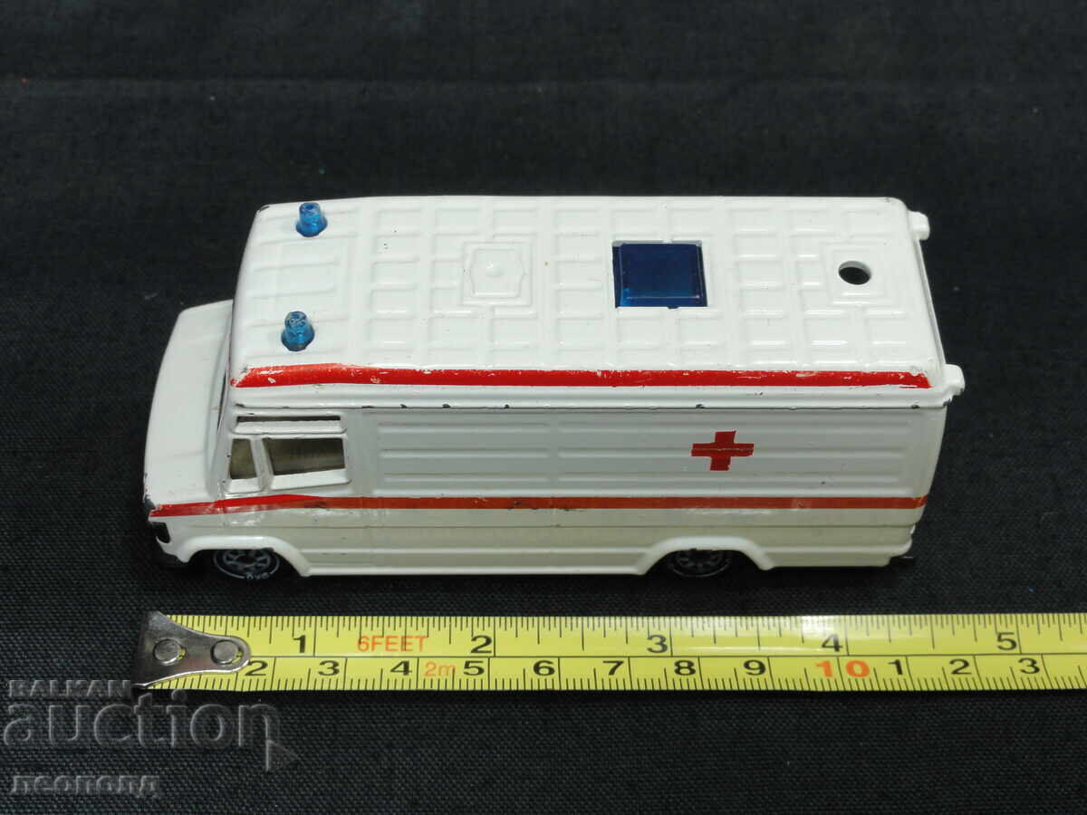 OLD RETRO METAL CAR SIKU GERMANY MERCEDES AMBULANCE - 7
