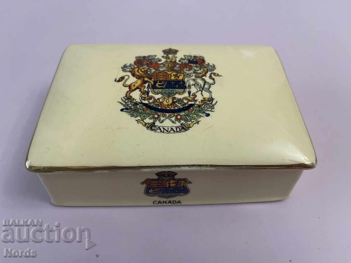 Royal Winton Порцеланова кутийка Royal Winton Порцеланова кутийка