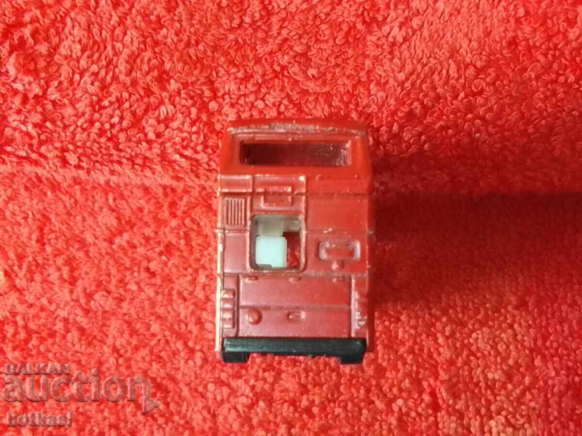Old metal model Double-decker bus London Matchbox CHINA - 6