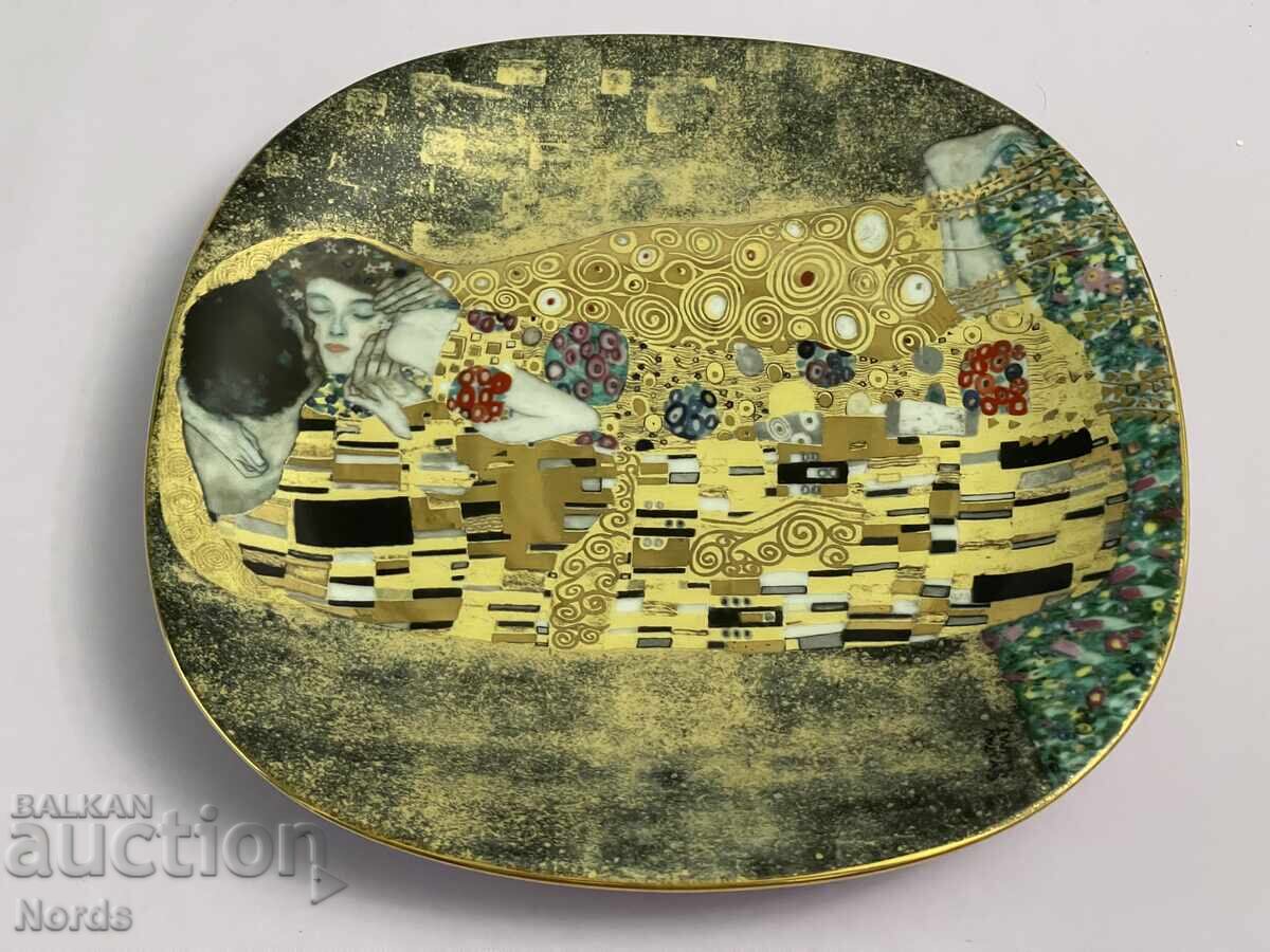 Lilien, Austria Collection Plate Lilien, Austria Collection Plate