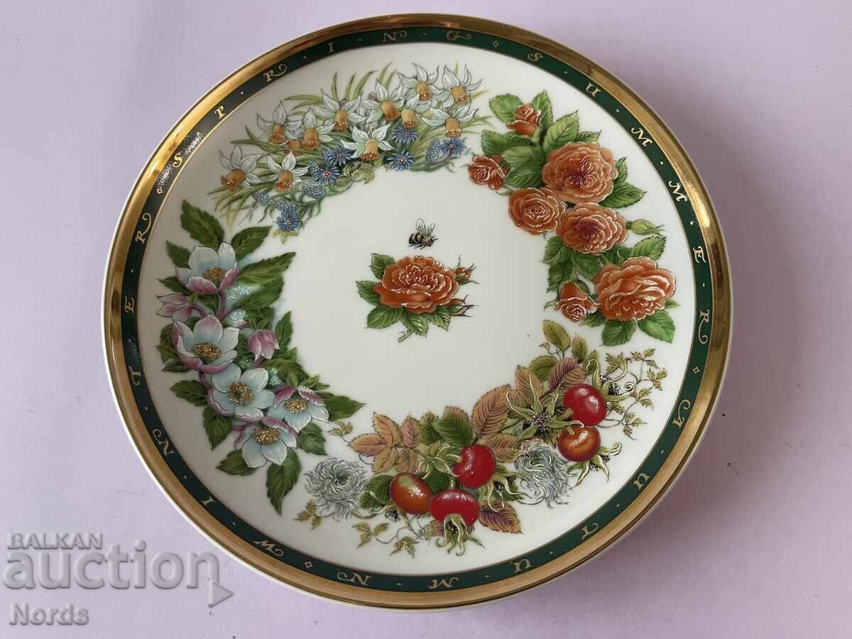 All Seasons - Beautiful Plate All Seasons - Beautiful Plate