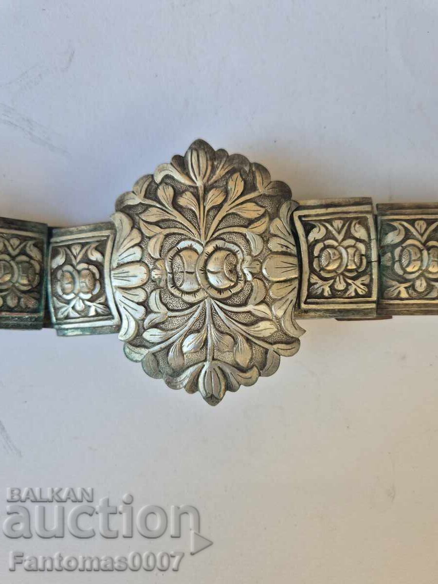 СРЕБЪРЕН ВЪЗРОЖДЕНСКИ КОЛАН с цена 2000.00 лв. | € 1022.58 СРЕБЪРЕН ВЪЗРОЖДЕНСКИ КОЛАН с цена 2000.00 лв. | € 1022.58