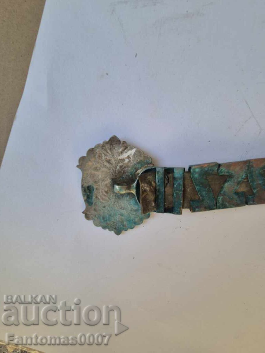 Доставка на СРЕБЪРЕН ВЪЗРОЖДЕНСКИ КОЛАН Доставка на СРЕБЪРЕН ВЪЗРОЖДЕНСКИ КОЛАН