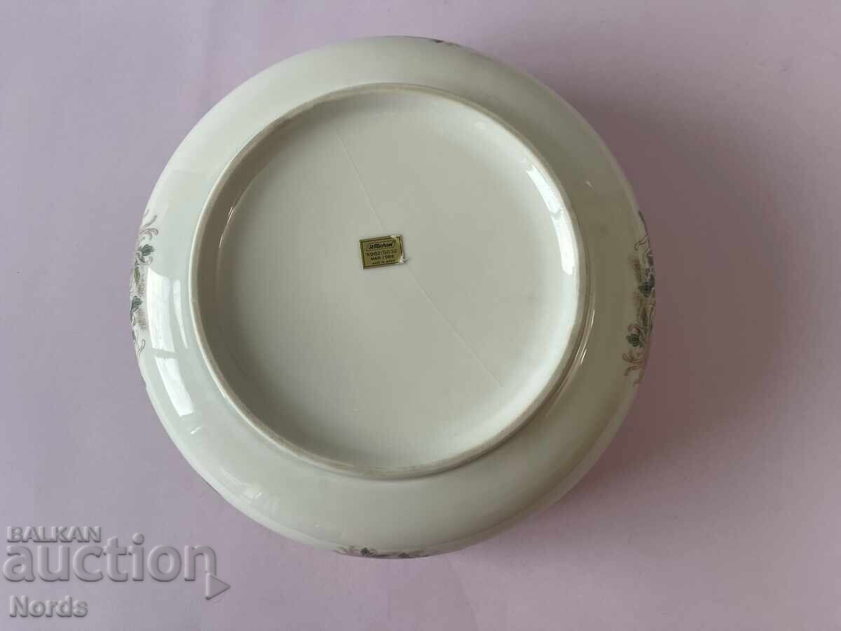 Delivery of Beautiful porcelain bowl