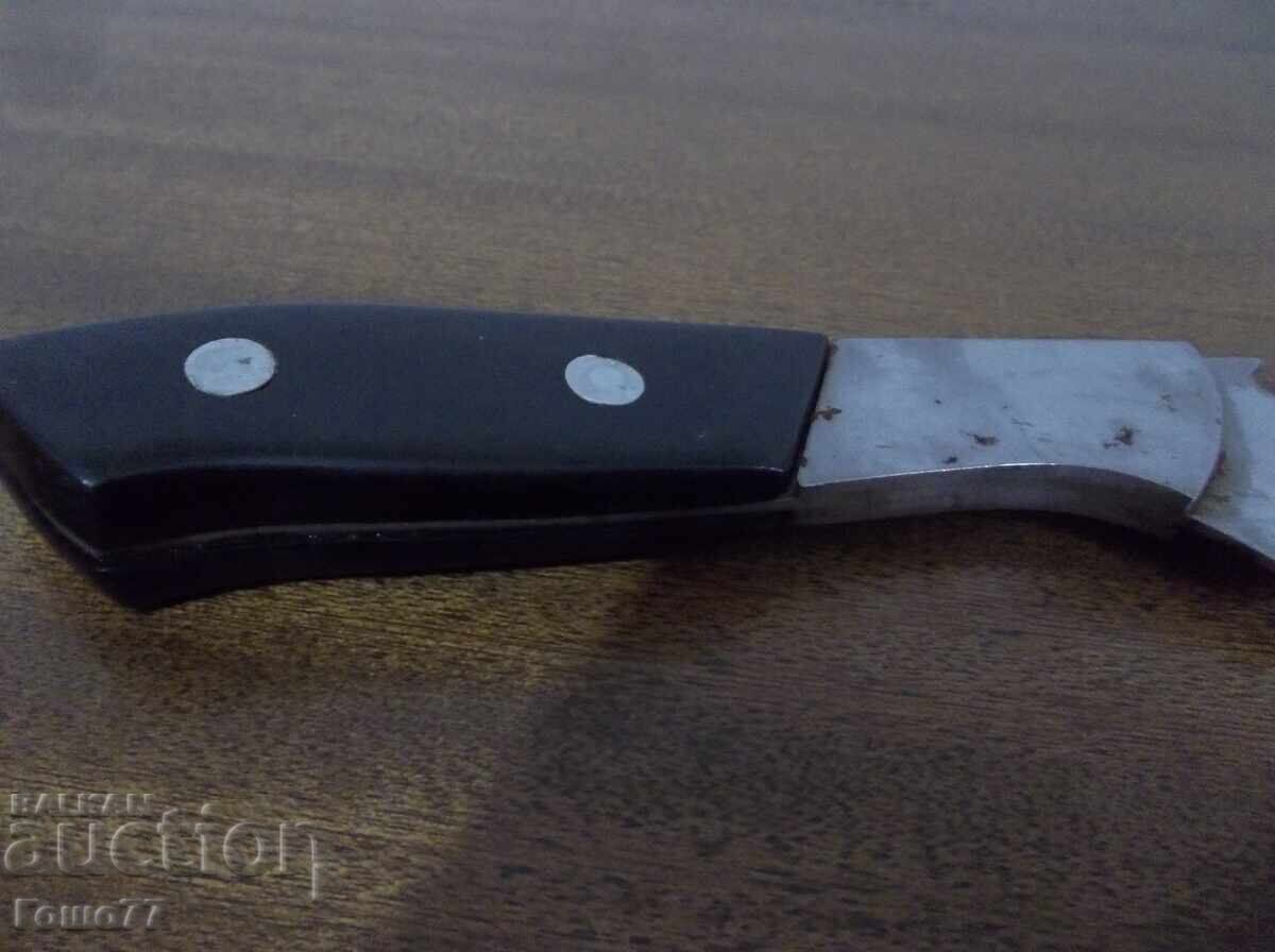 Auction Knife Auction Knife