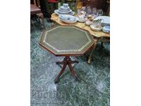 Măsuță englezească din lemn antic, unică