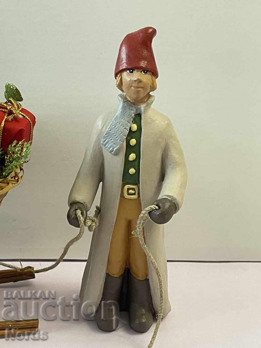 Auction Christmas figurine Auction Christmas figurine