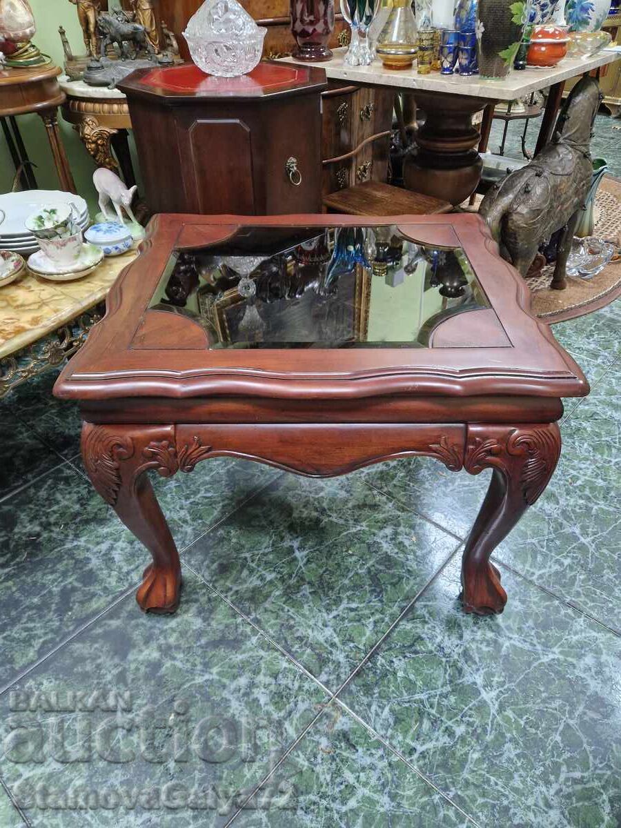 Masă antică englezească din lemn Chippendale unică